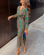 Harper™ | Elegant dress with long sleeves and floral print