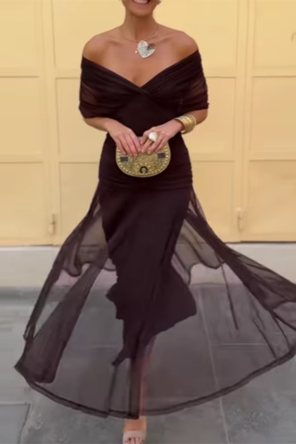 Louise | Chic V-Neck Maxi Dress for Elegant Parties
