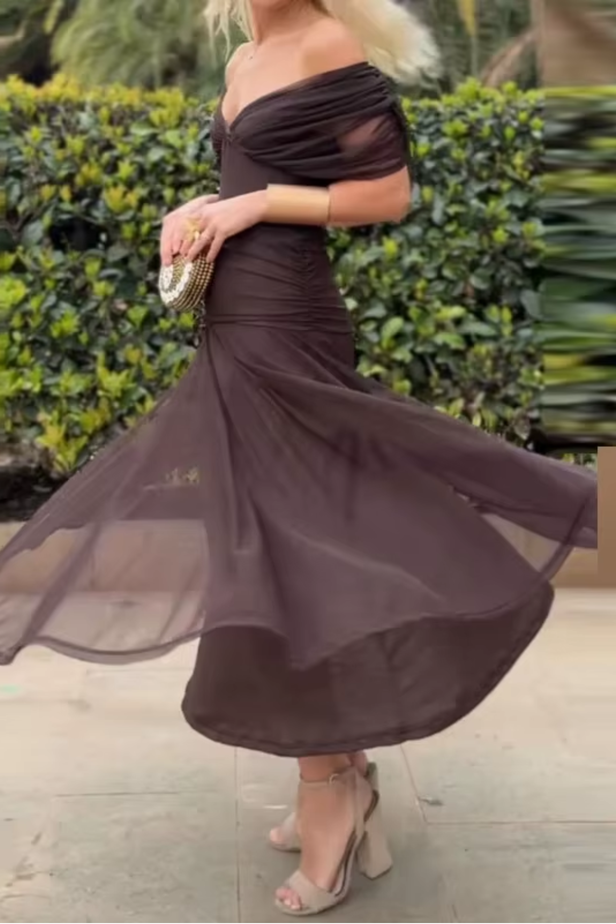 Louise | Chic V-Neck Maxi Dress for Elegant Parties