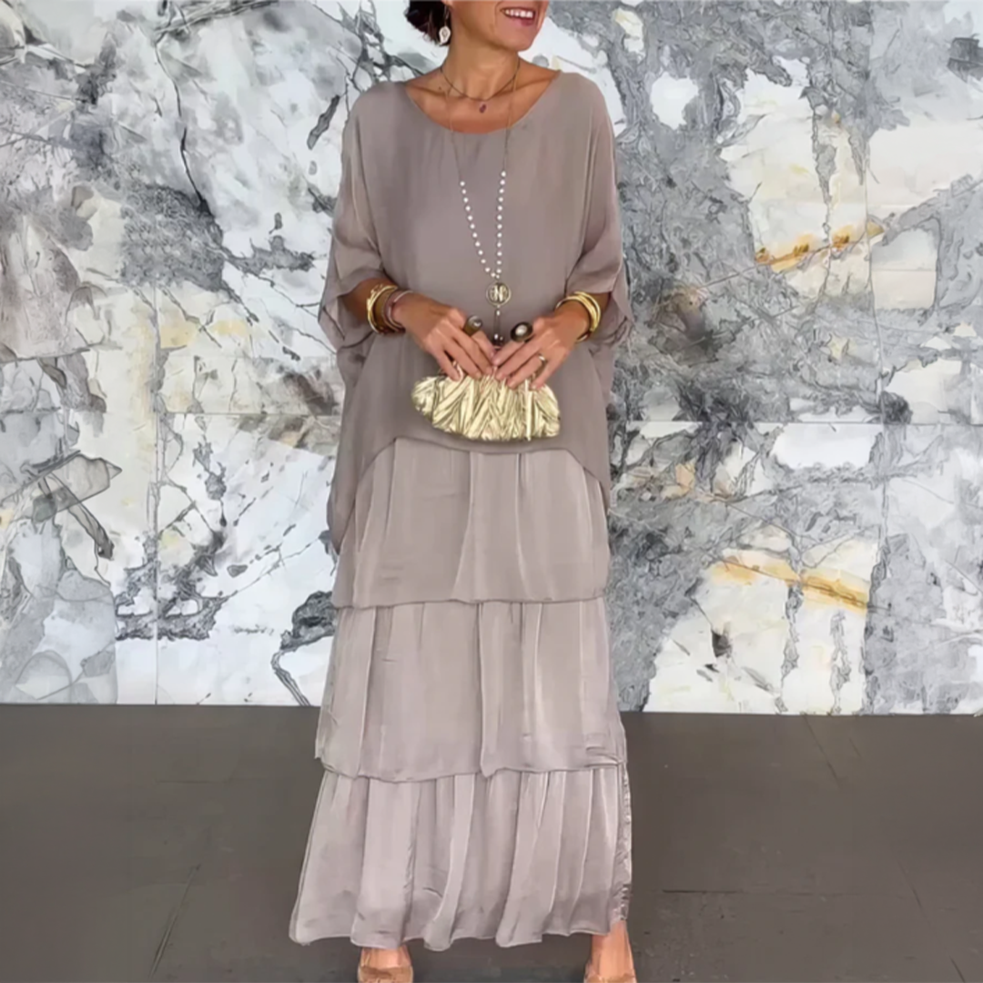 Lara – Graceful Maxi Dress